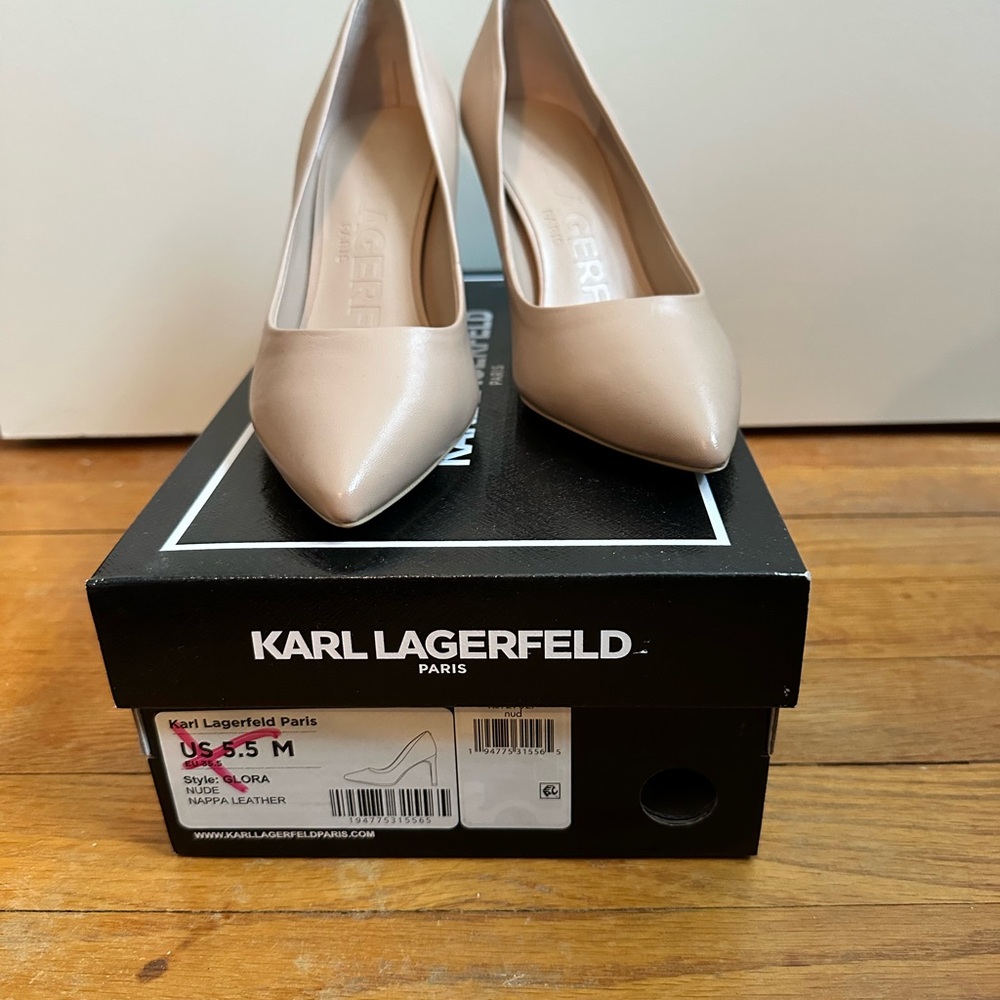 Karl Lagerfeld Paris Gloria Nude Leather Pumps – Size 5.5 – NIB